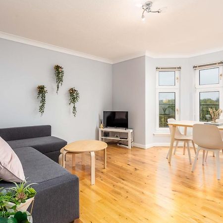 Millbrae Residence - Donnini Apartments Ayr Ngoại thất bức ảnh
